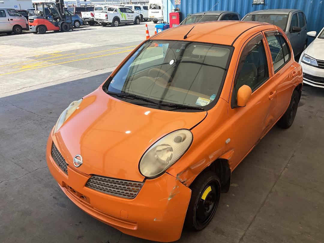 Photo '5' of Nissan March Photo '5' of Nissan March