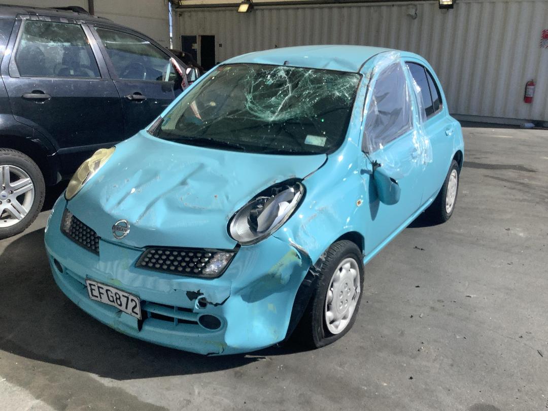 Photo '3' of Nissan March Photo '3' of Nissan March