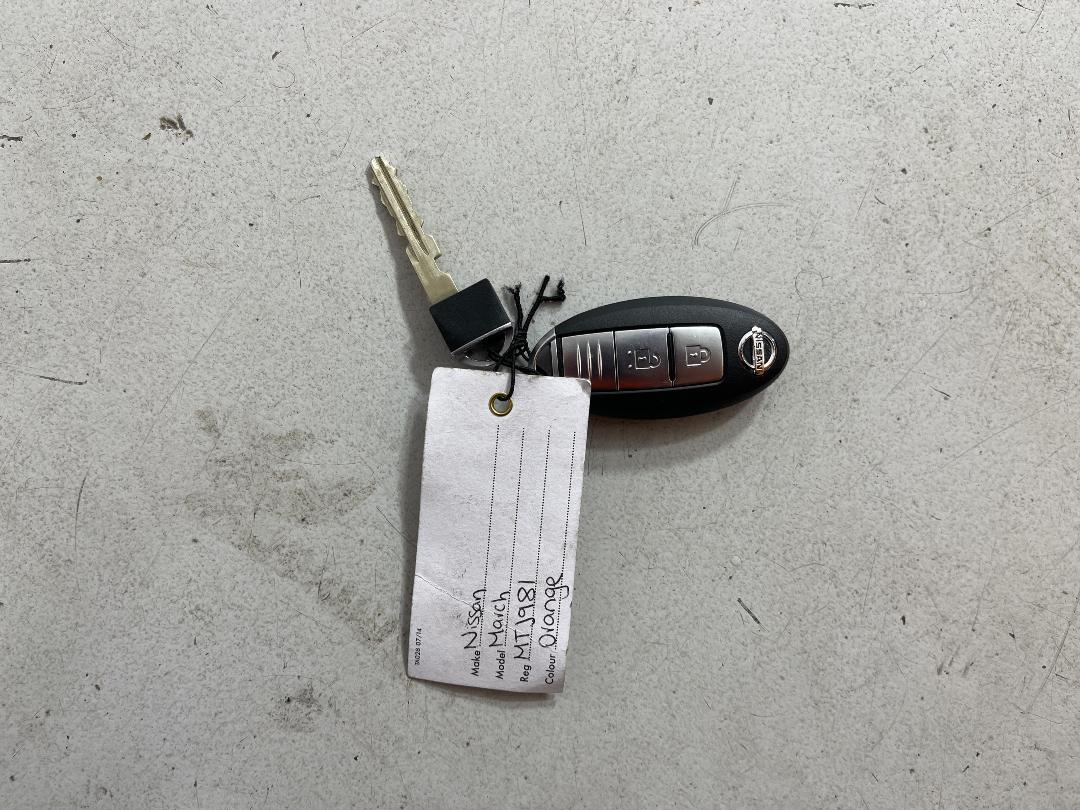 Photo '22' of Nissan March