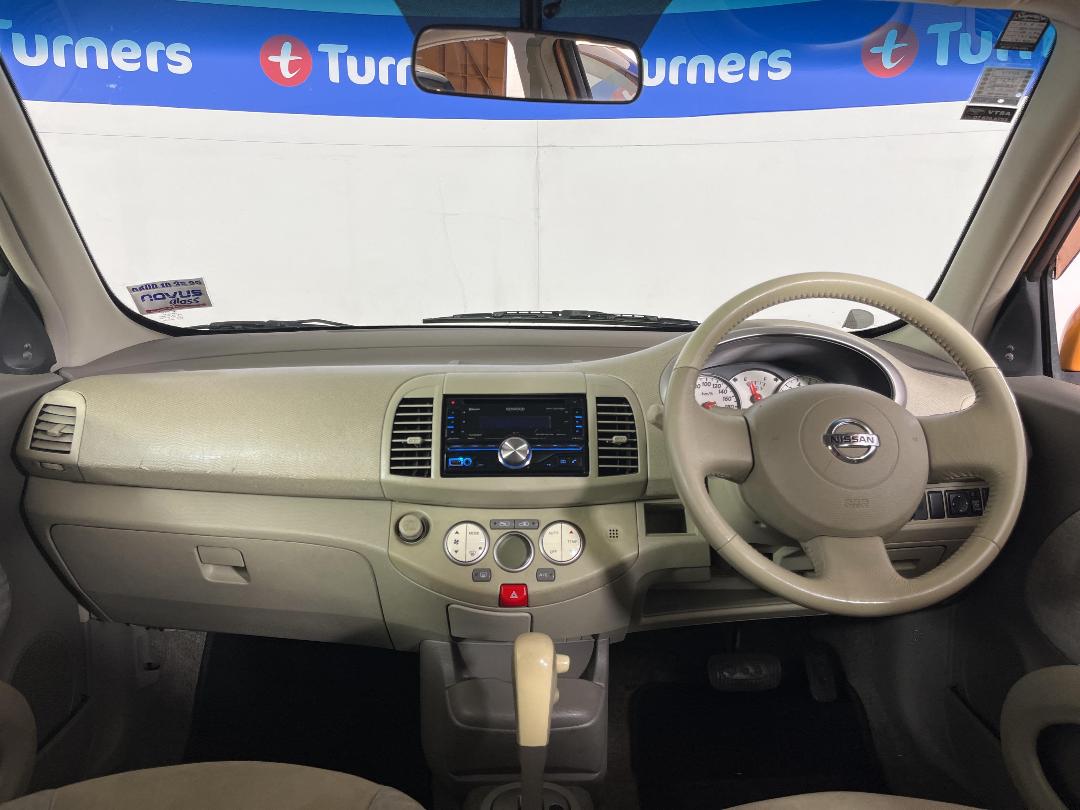 Photo '17' of Nissan March