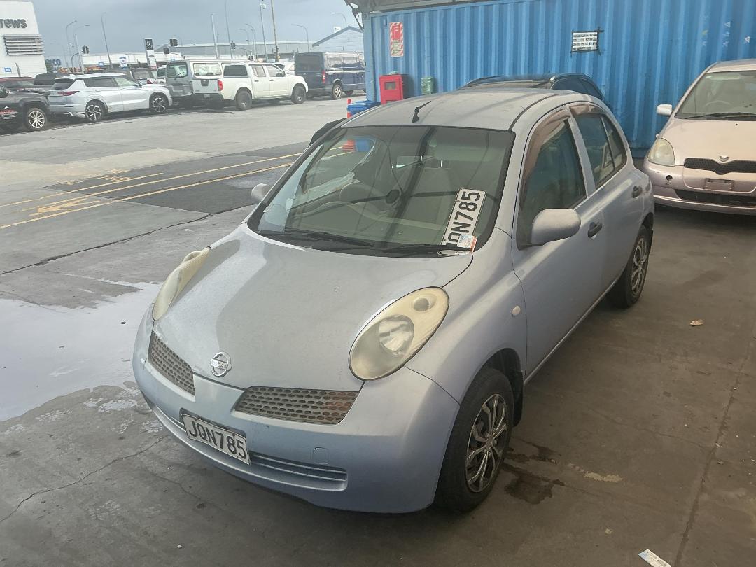 Photo '5' of Nissan March