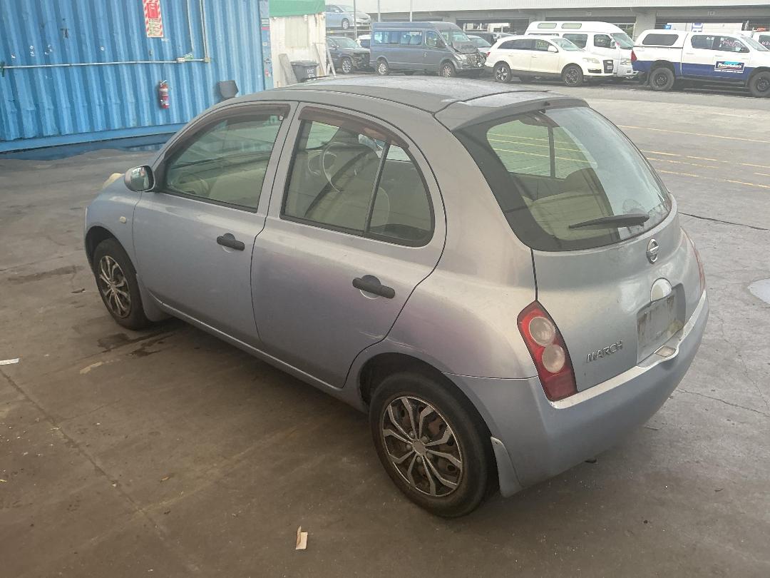 Photo '8' of Nissan March