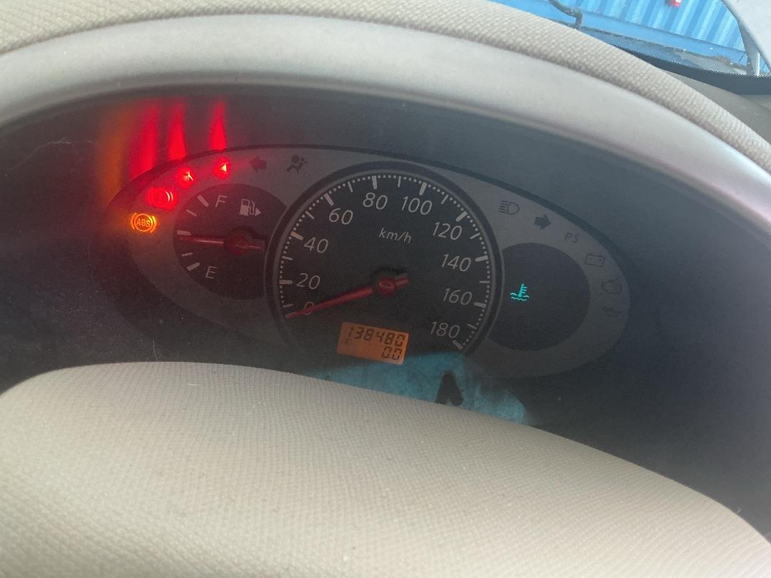 Photo '18' of Nissan March