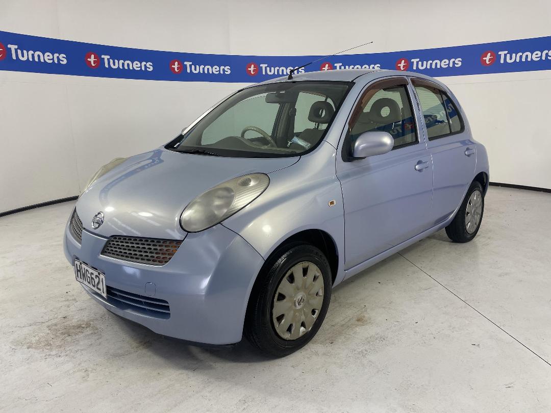 Photo '4' of Nissan March