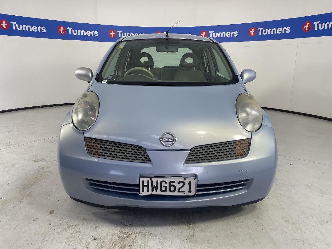 Photo '2' of Nissan March