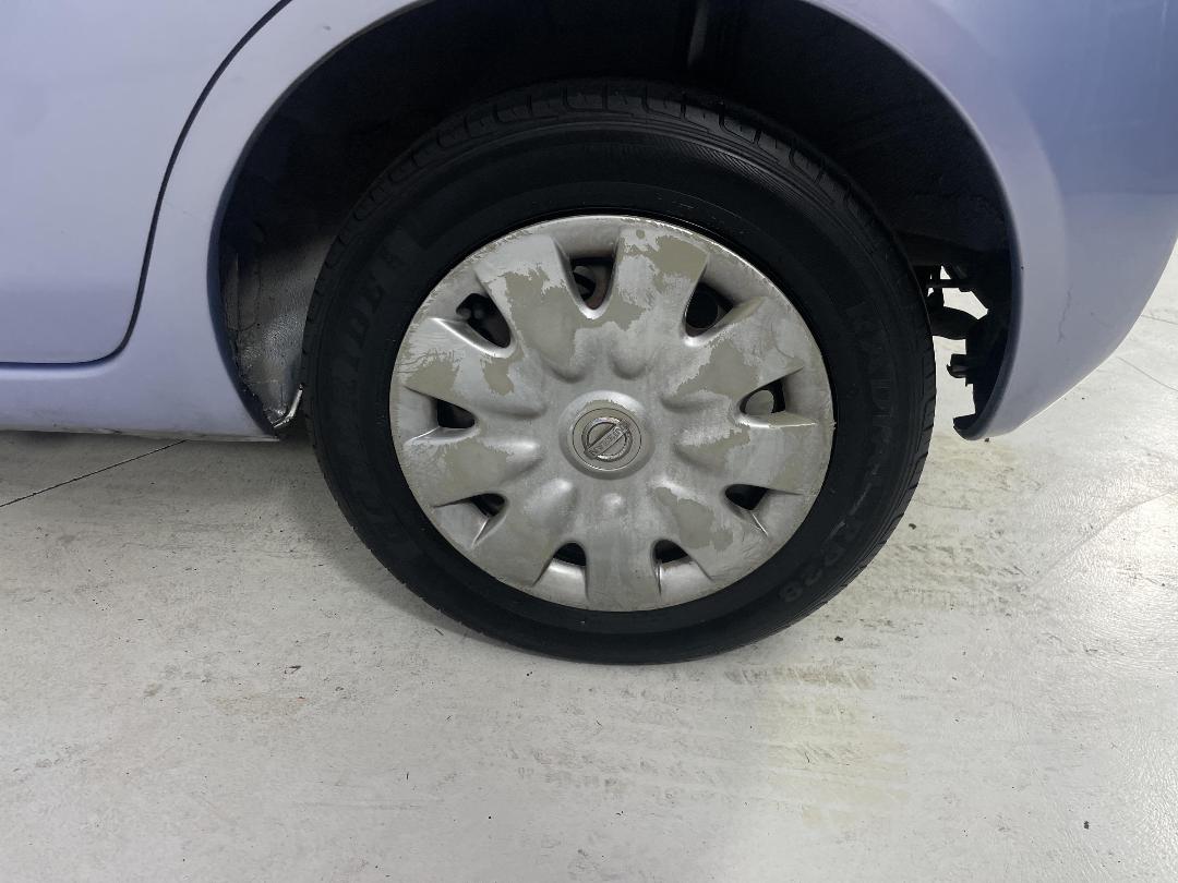 Photo '11' of Nissan March