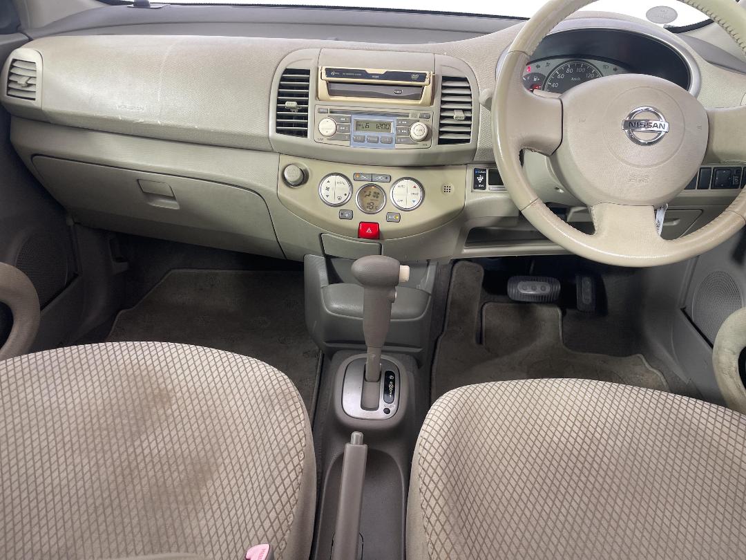 Photo '18' of Nissan March