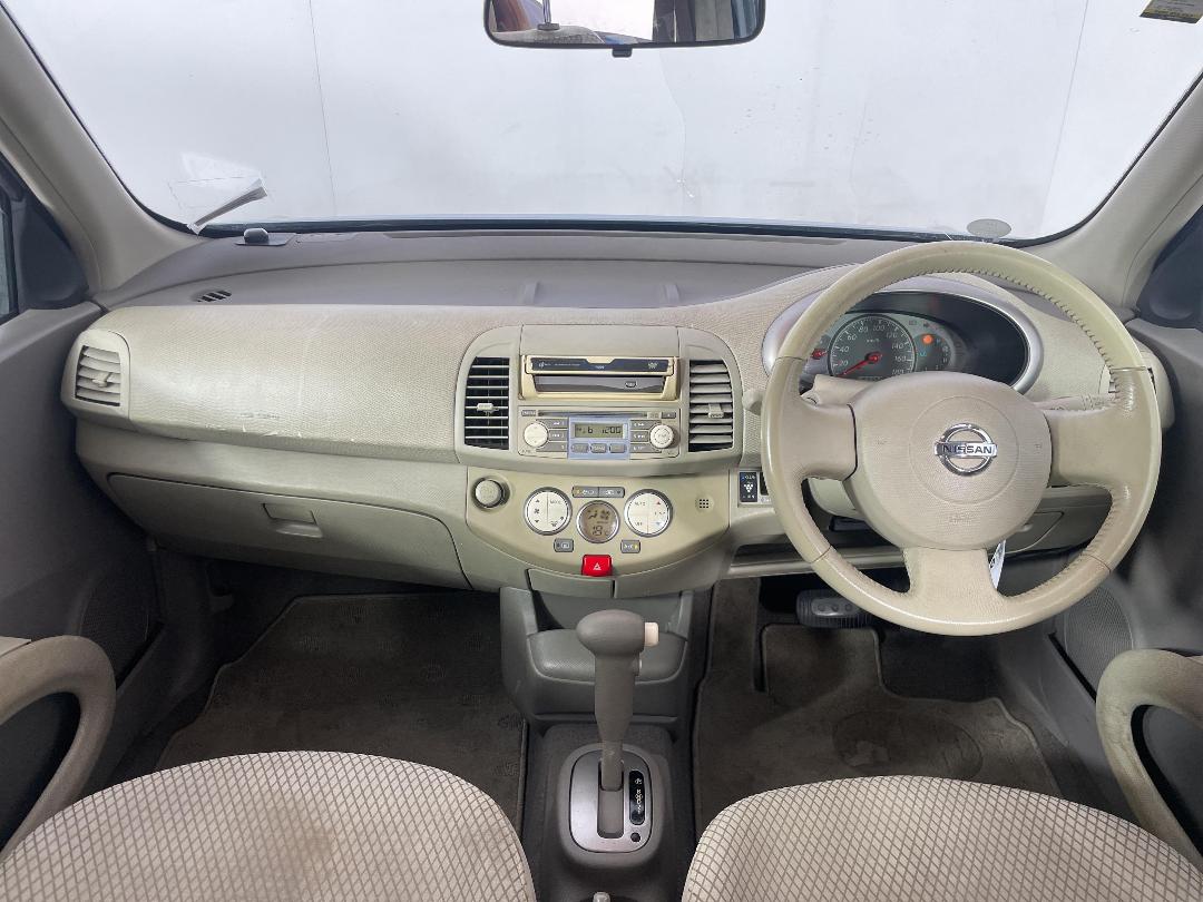 Photo '17' of Nissan March