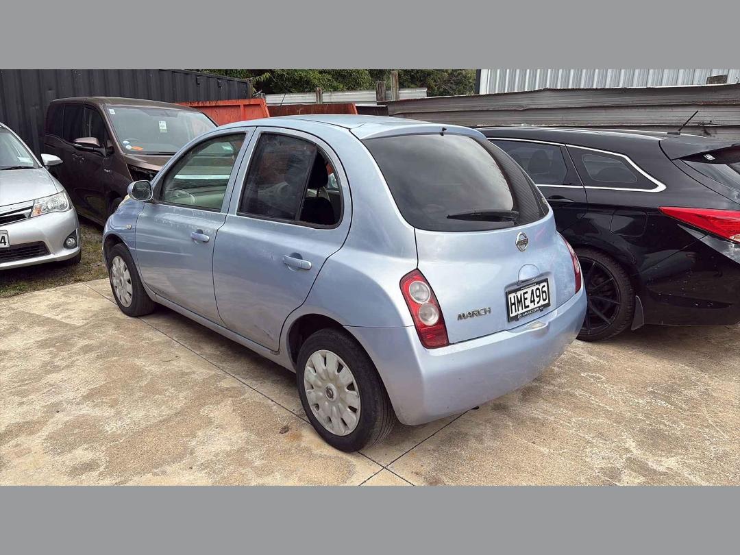 Photo '6' of Nissan March Photo '6' of Nissan March