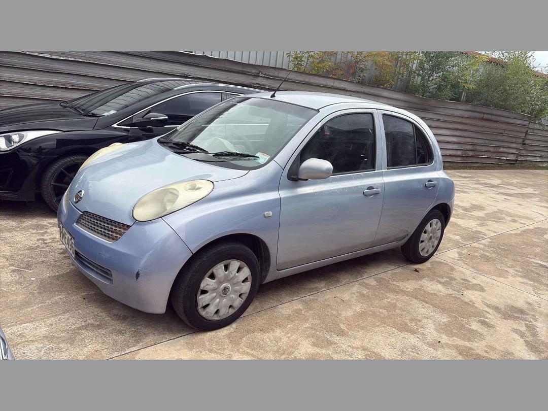 Photo '2' of Nissan March Photo '2' of Nissan March