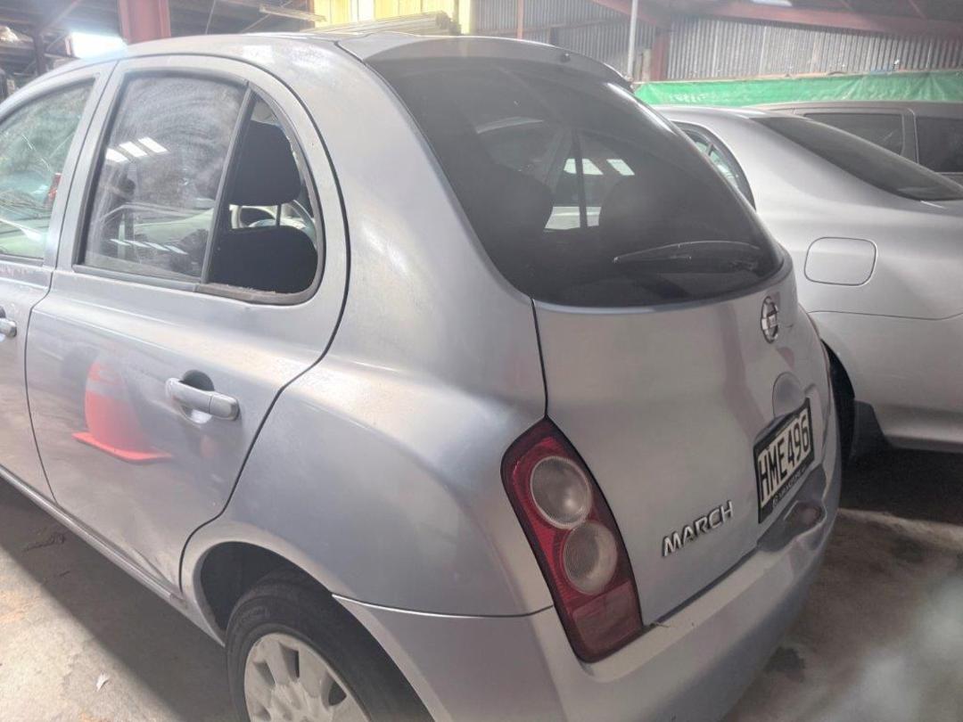 Photo '7' of Nissan March Photo '7' of Nissan March