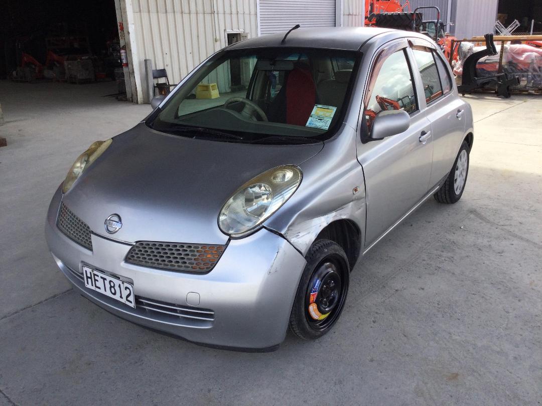 Photo '2' of Nissan March