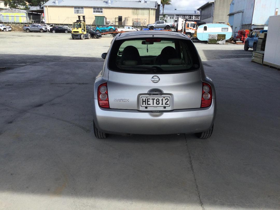 Photo '5' of Nissan March