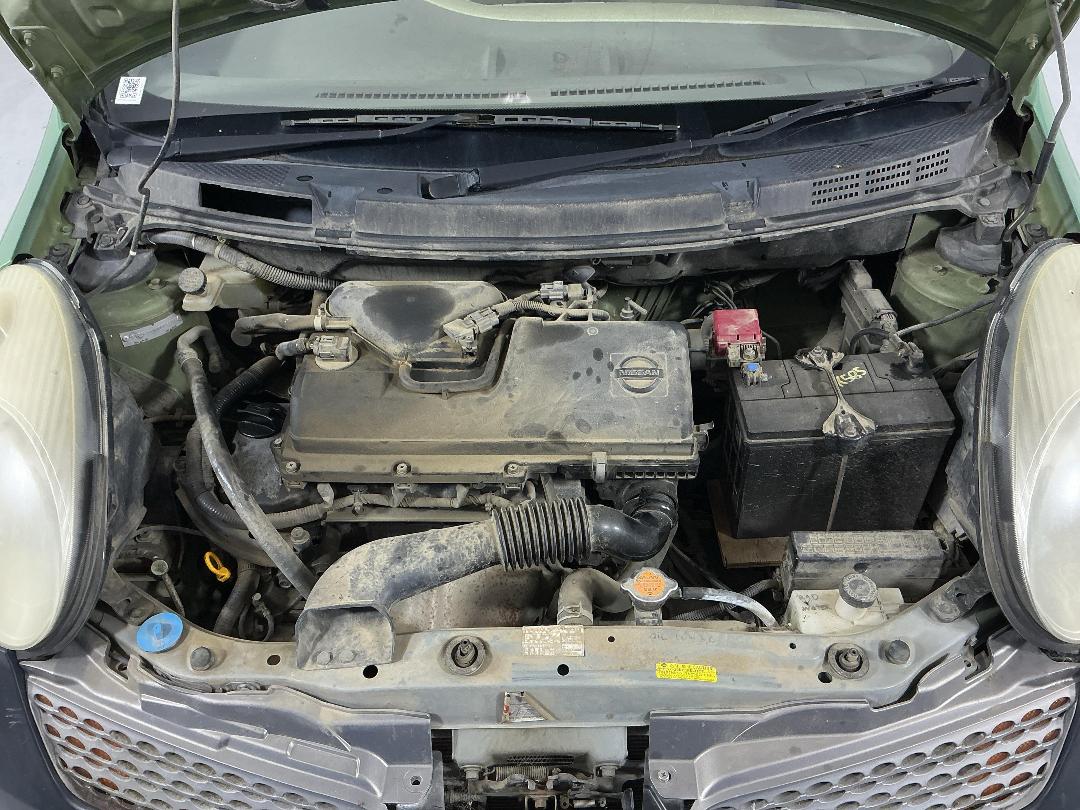 Photo '6' of Nissan March