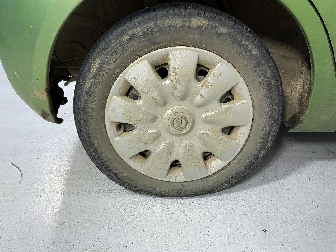 Photo '8' of Nissan March