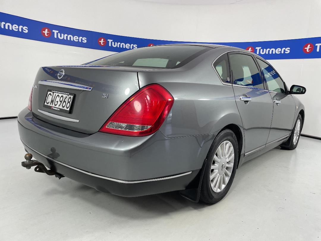 Photo '7' of Nissan Maxima Photo '7' of Nissan Maxima