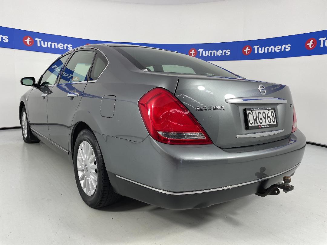 Photo '5' of Nissan Maxima Photo '5' of Nissan Maxima