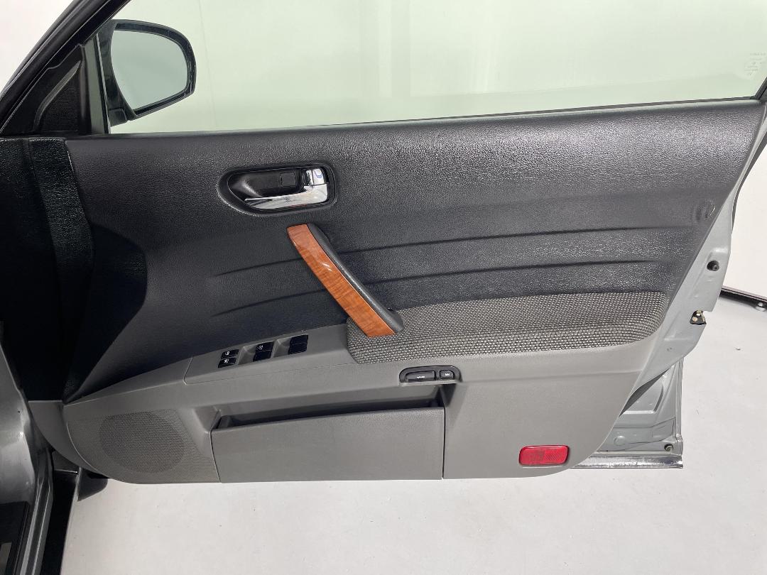 Photo '15' of Nissan Maxima Photo '15' of Nissan Maxima