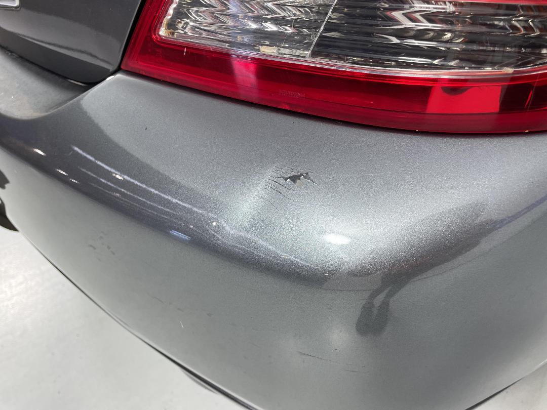 Photo '32' of Nissan Maxima Photo '32' of Nissan Maxima