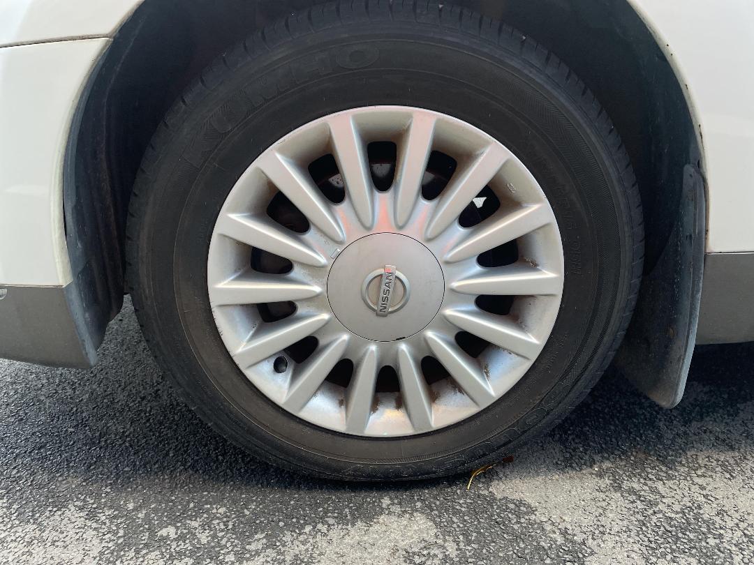 Photo '5' of Nissan Maxima SI