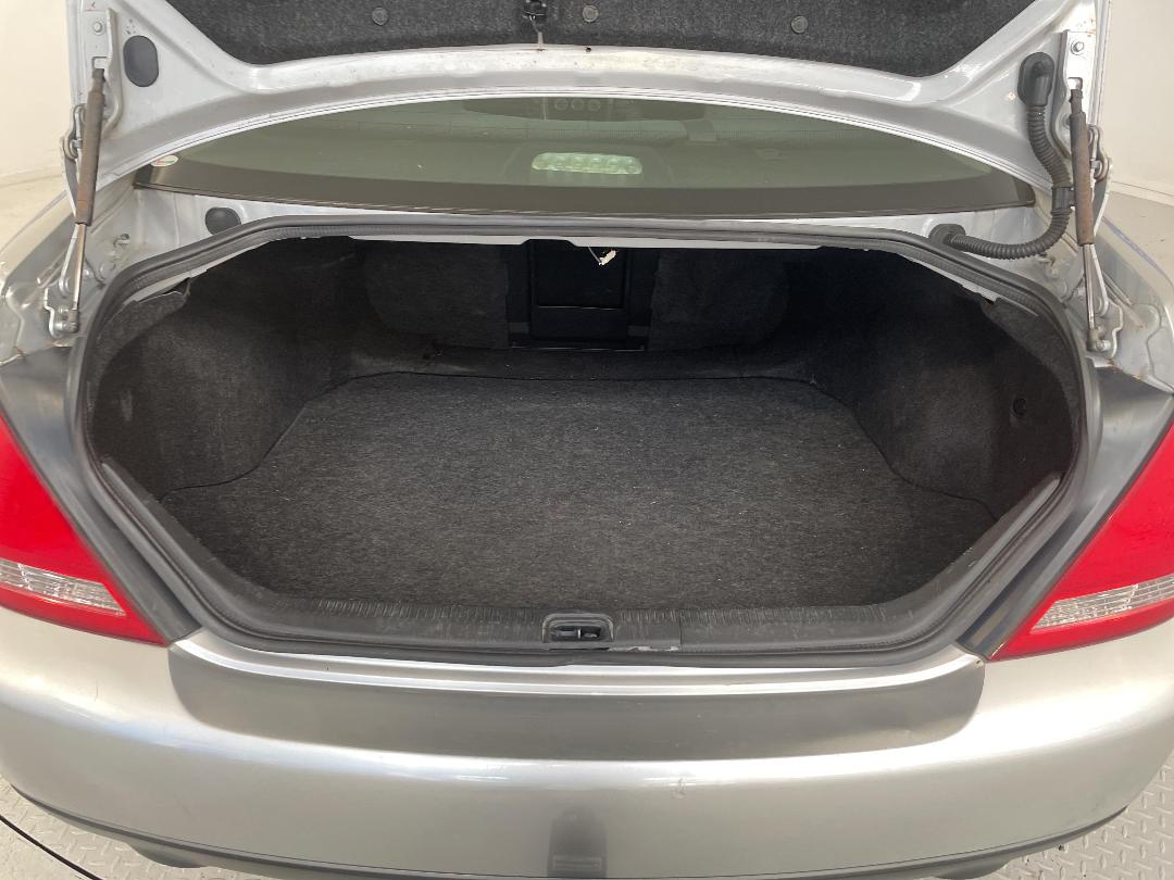 Photo '14' of Nissan Maxima