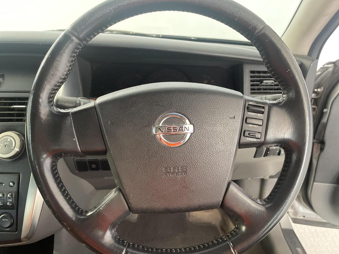 Photo '27' of Nissan Maxima