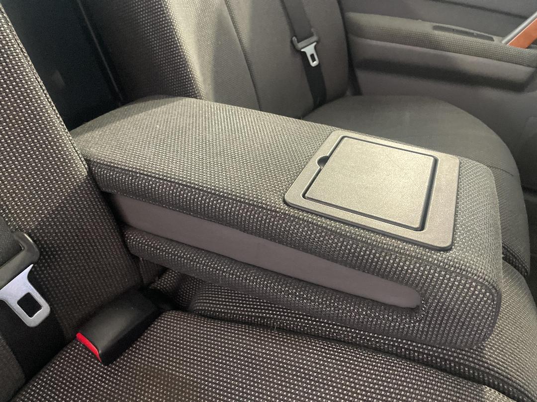 Photo '23' of Nissan Maxima