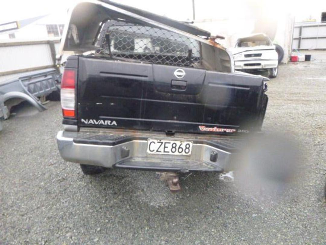 Photo '4' of Nissan Navara D/C W/S Vent Photo '4' of Nissan Navara D/C W/S Vent