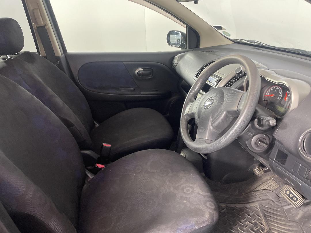 Photo '13' of Nissan Note Photo '13' of Nissan Note