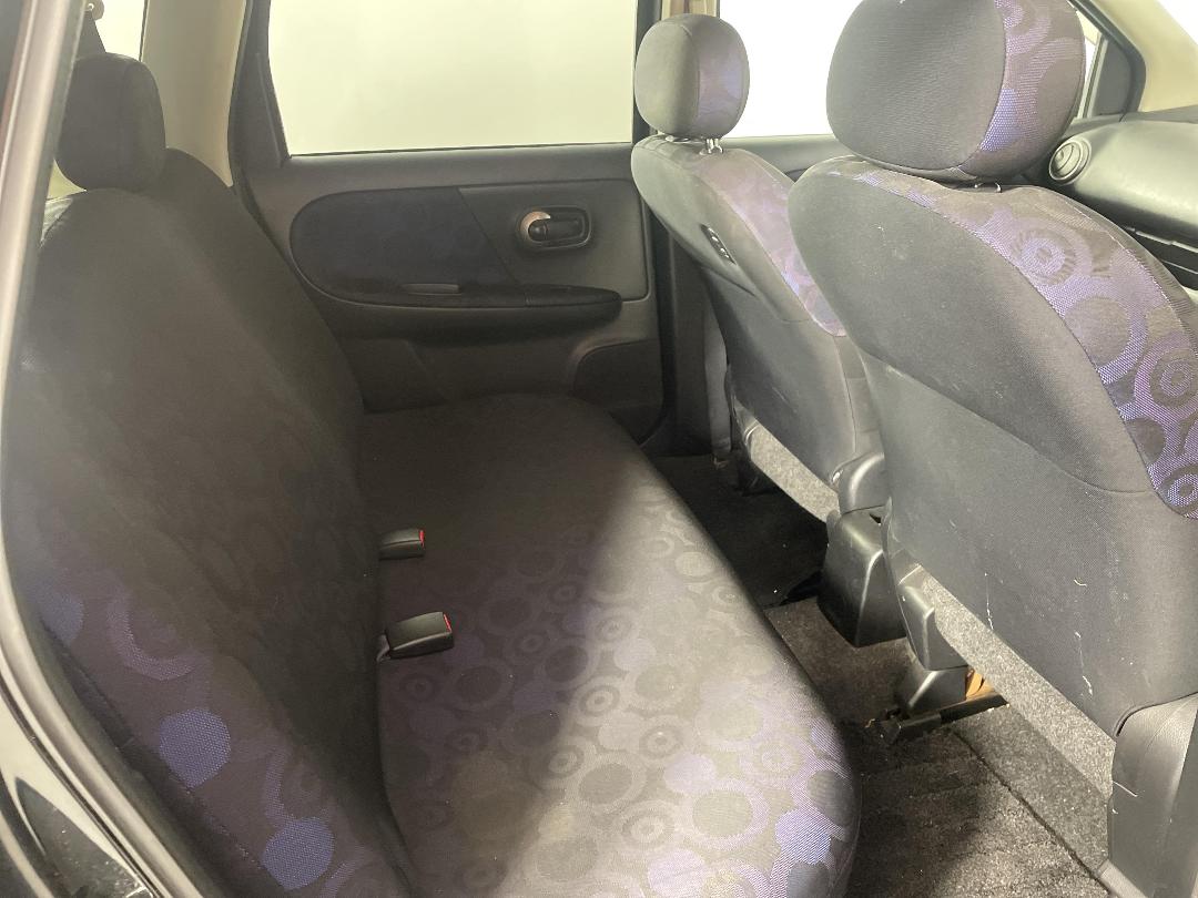 Photo '17' of Nissan Note Photo '17' of Nissan Note