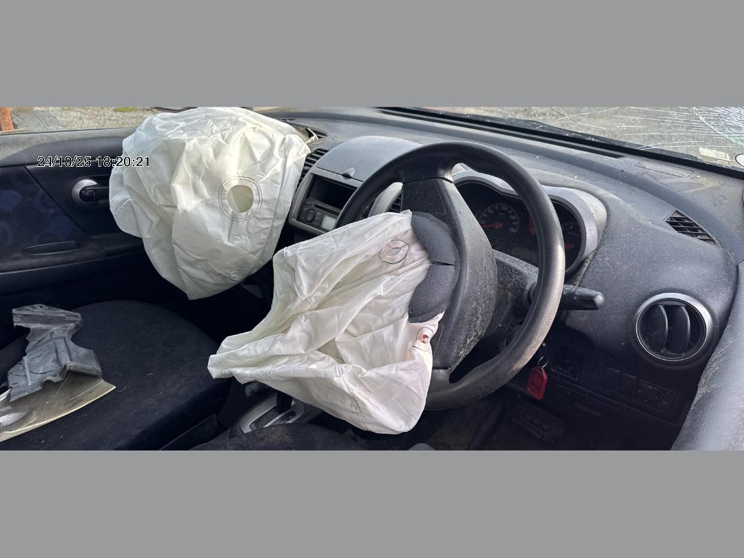 Photo '7' of Nissan Note Photo '7' of Nissan Note