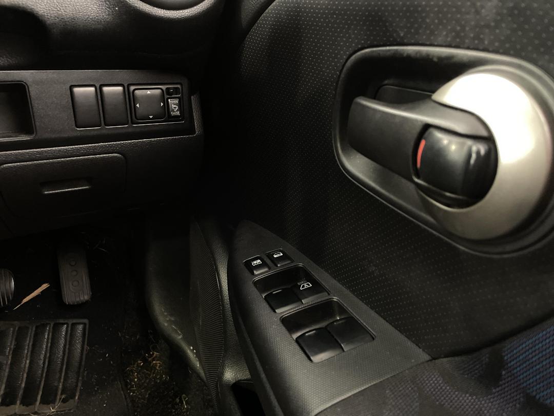 Photo '22' of Nissan Note