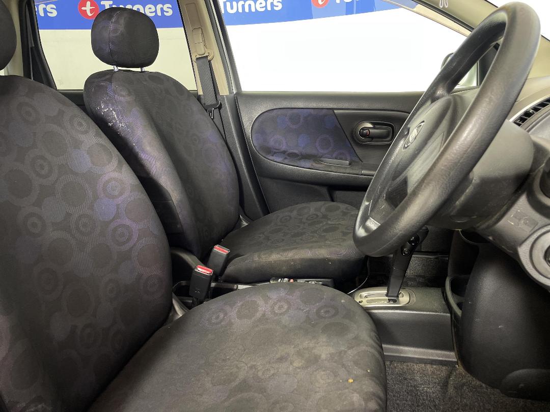 Photo '16' of Nissan Note