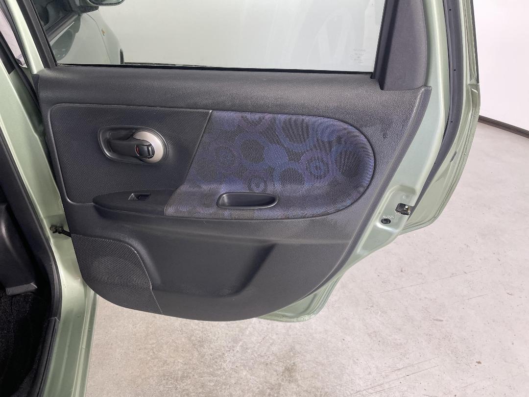 Photo '19' of Nissan Note