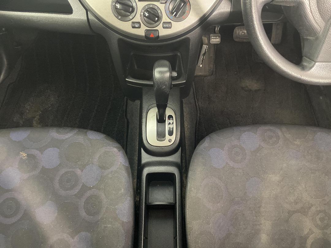 Photo '18' of Nissan Note