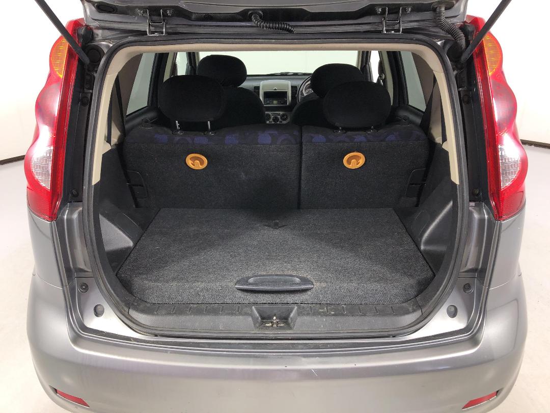 Photo '14' of Nissan Note Photo '14' of Nissan Note