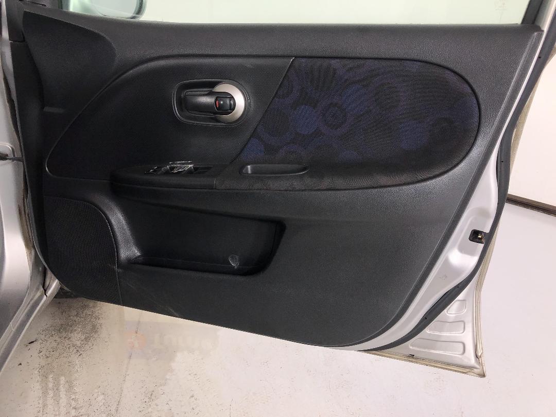 Photo '15' of Nissan Note Photo '15' of Nissan Note