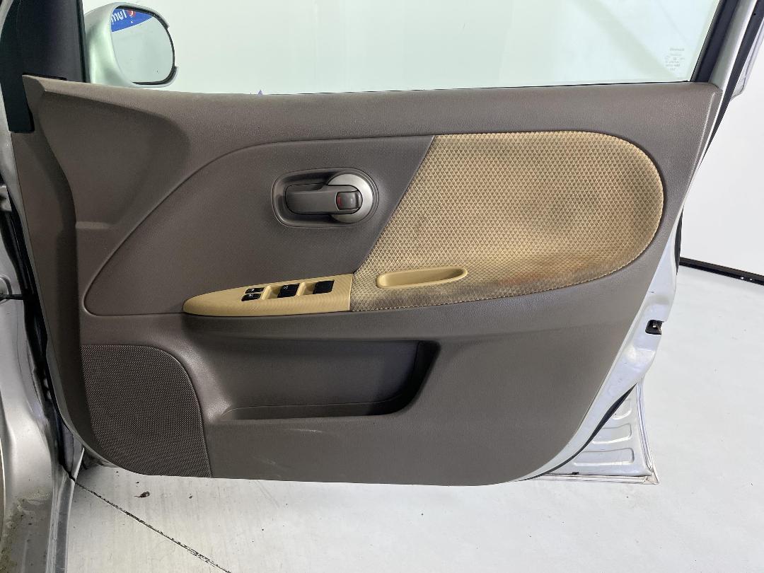 Photo '15' of Nissan Note Photo '15' of Nissan Note