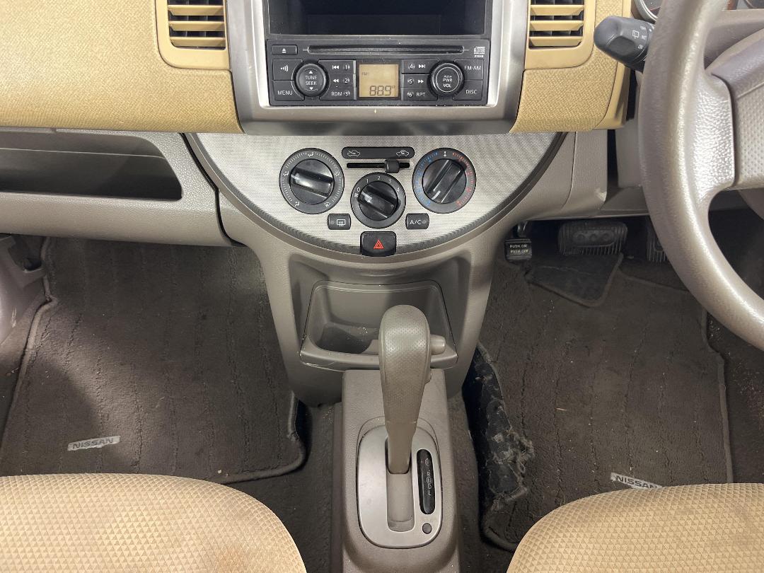 Photo '18' of Nissan Note Photo '18' of Nissan Note