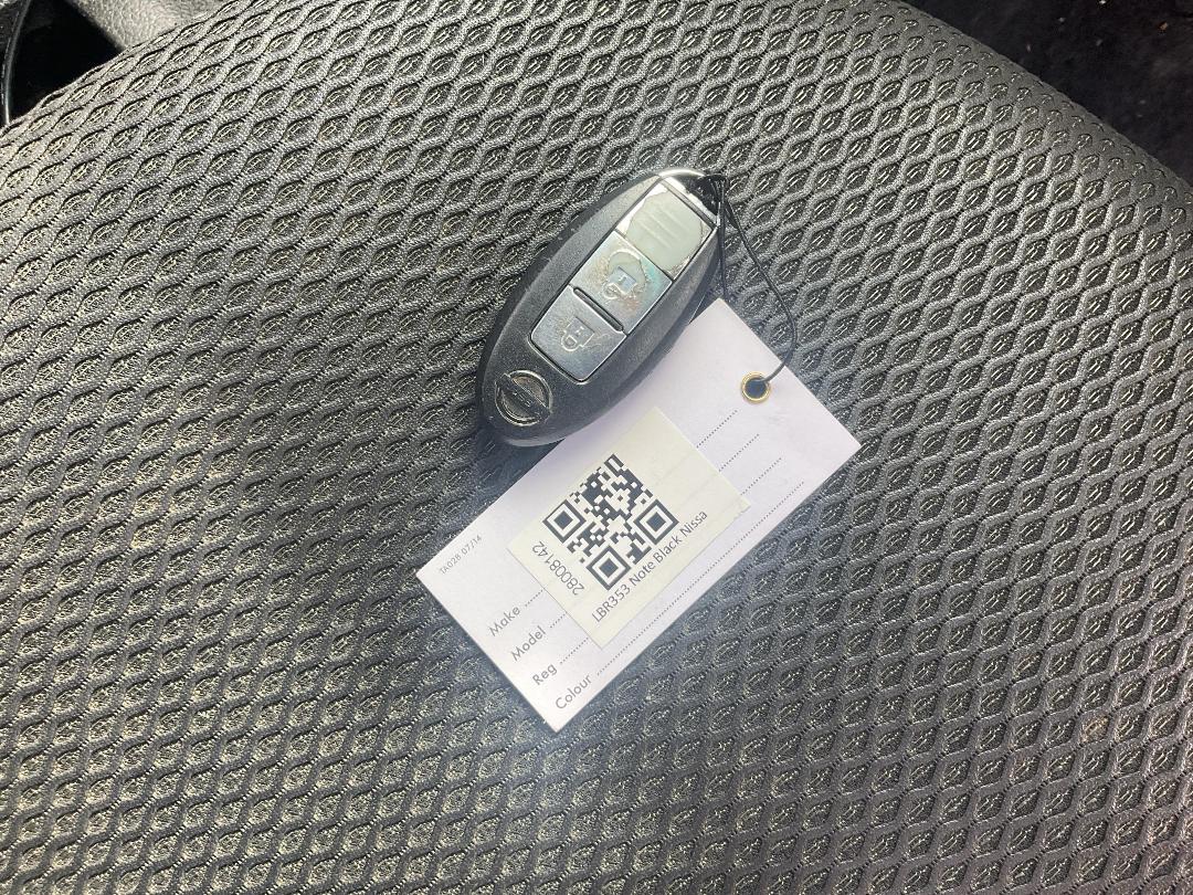 Photo '14' of Nissan Note