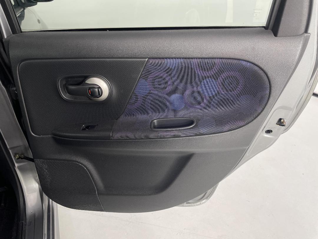 Photo '19' of Nissan Note Photo '19' of Nissan Note