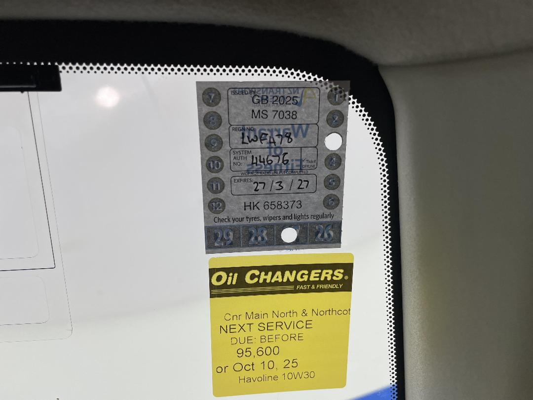 Photo '23' of Nissan Note Photo '23' of Nissan Note