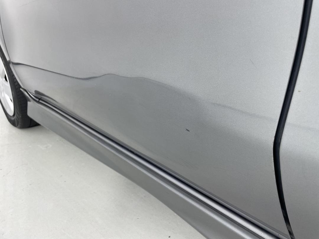 Photo '26' of Nissan Note Photo '26' of Nissan Note