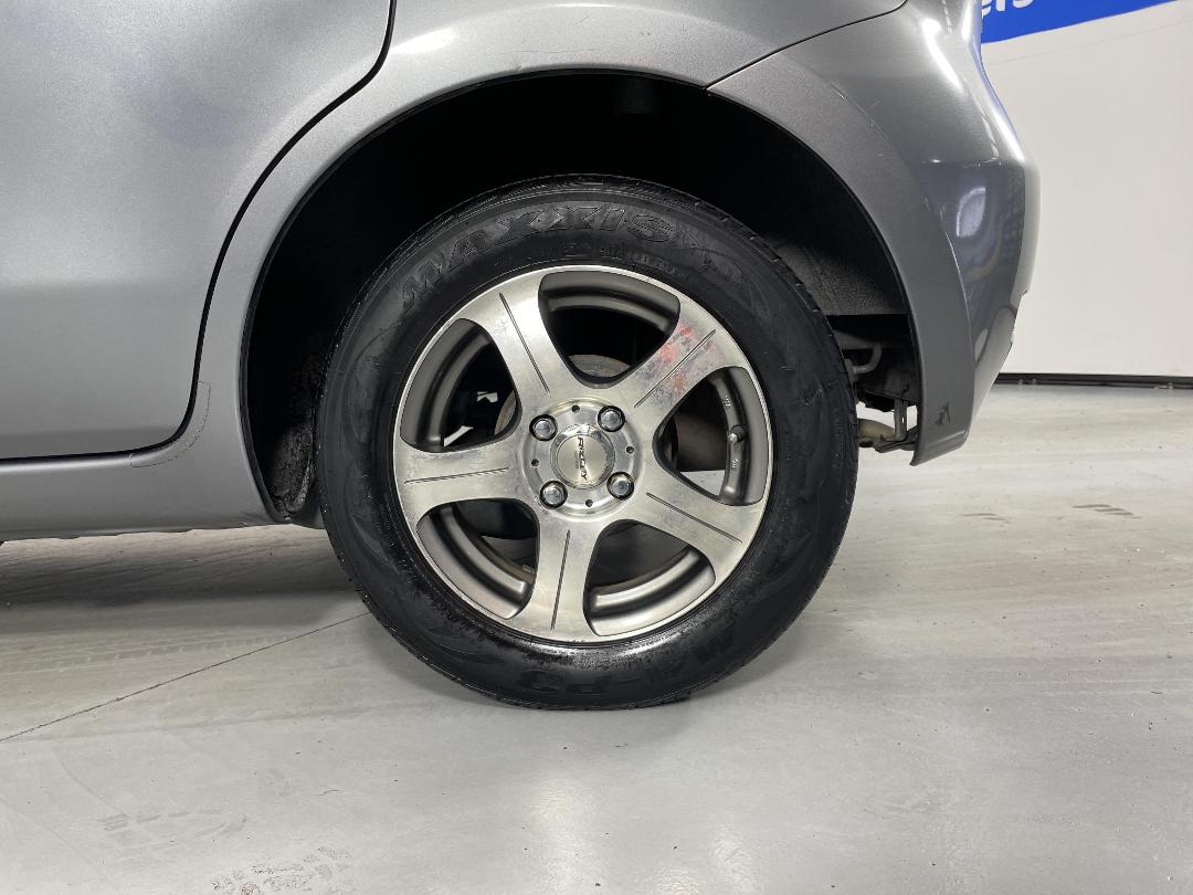 Photo '11' of Nissan Note