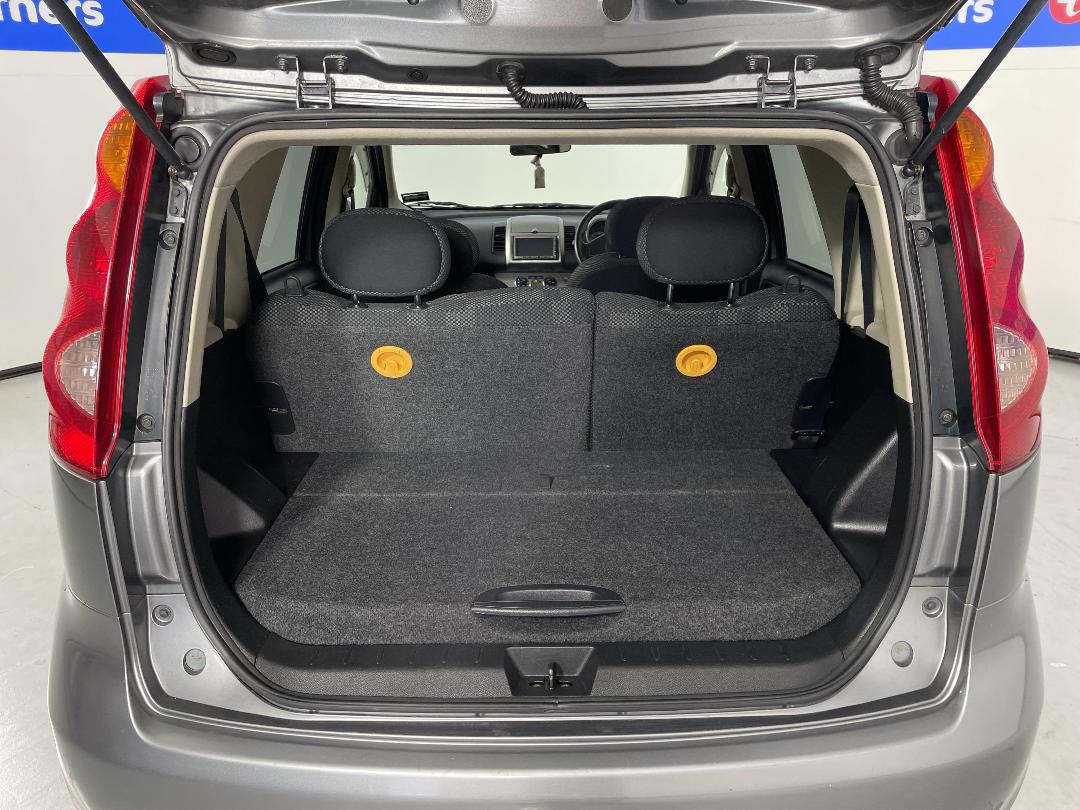 Photo '14' of Nissan Note