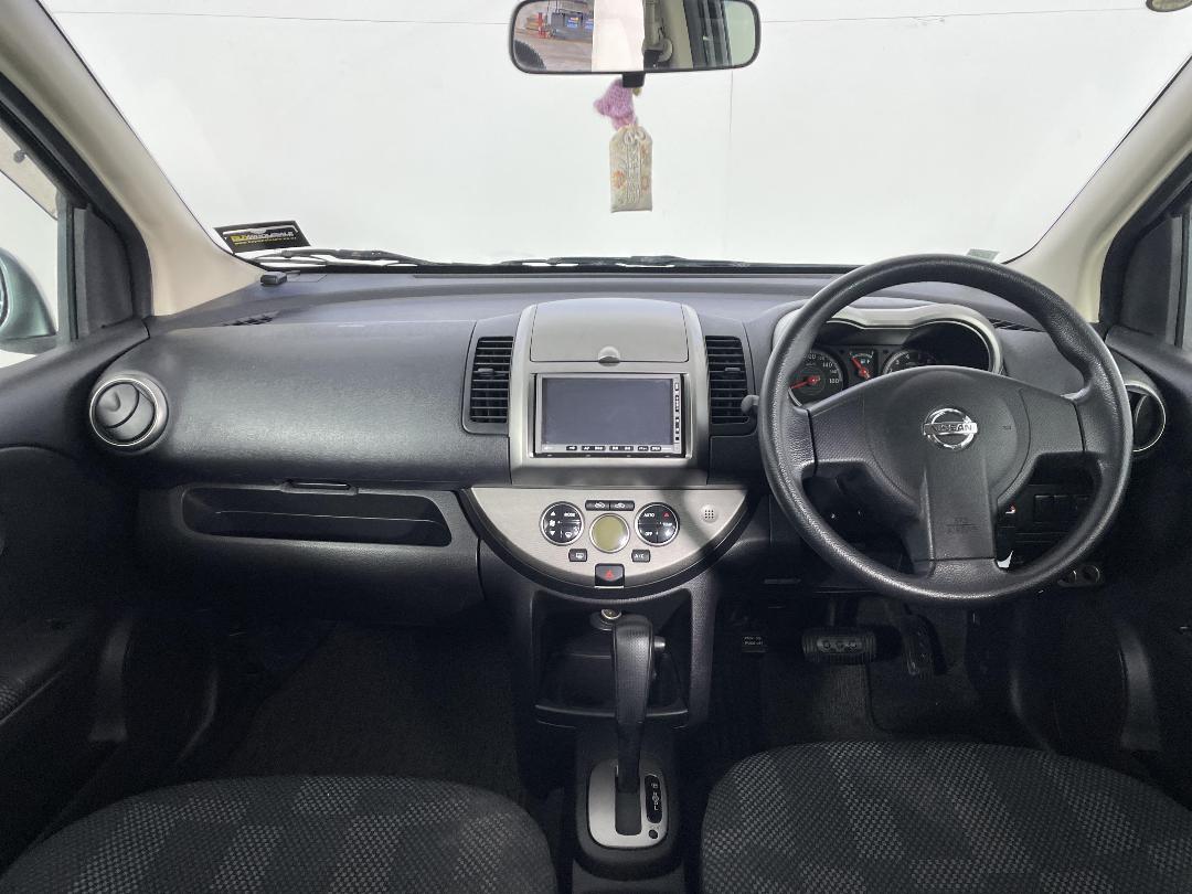 Photo '17' of Nissan Note