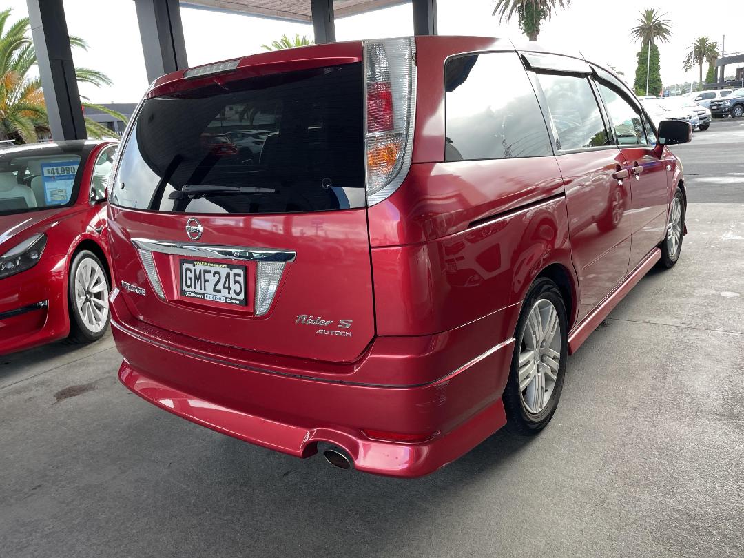 Photo '7' of Nissan Presage