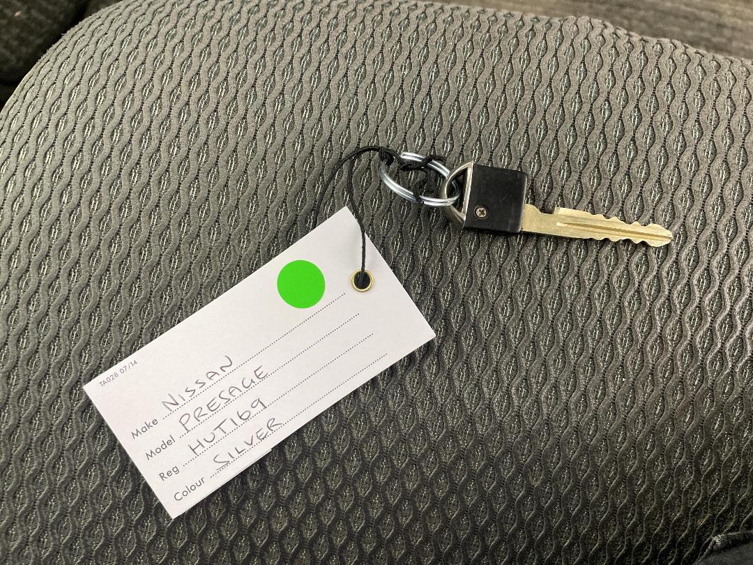 Photo '21' of Nissan Presage