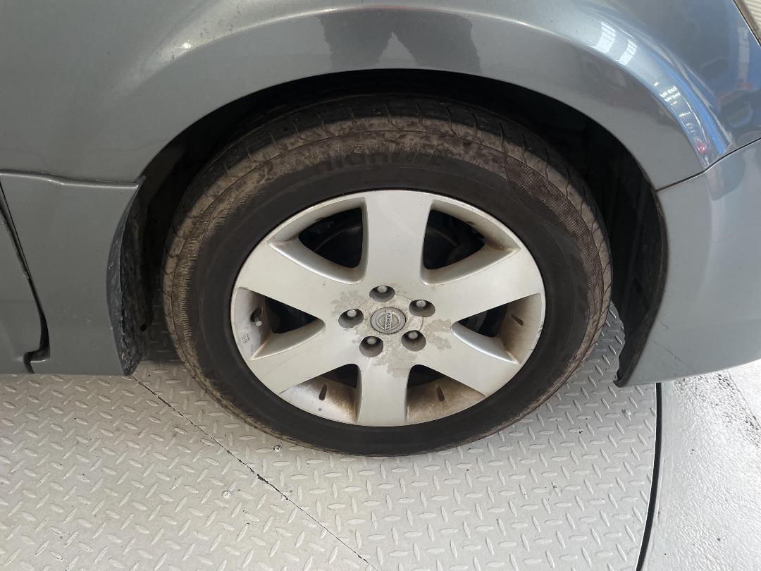 Photo '7' of Nissan Presage