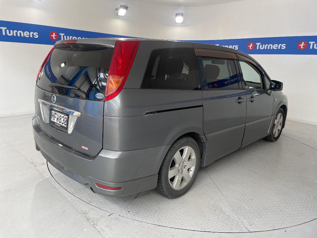 Photo '6' of Nissan Presage